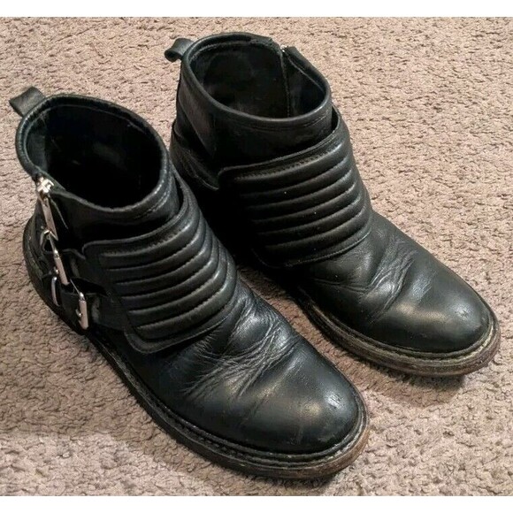 Burberry Keating Black Leather Ankle Moto Boots Booties Women's 36.5 / US 6.5 - Picture 1 of 8